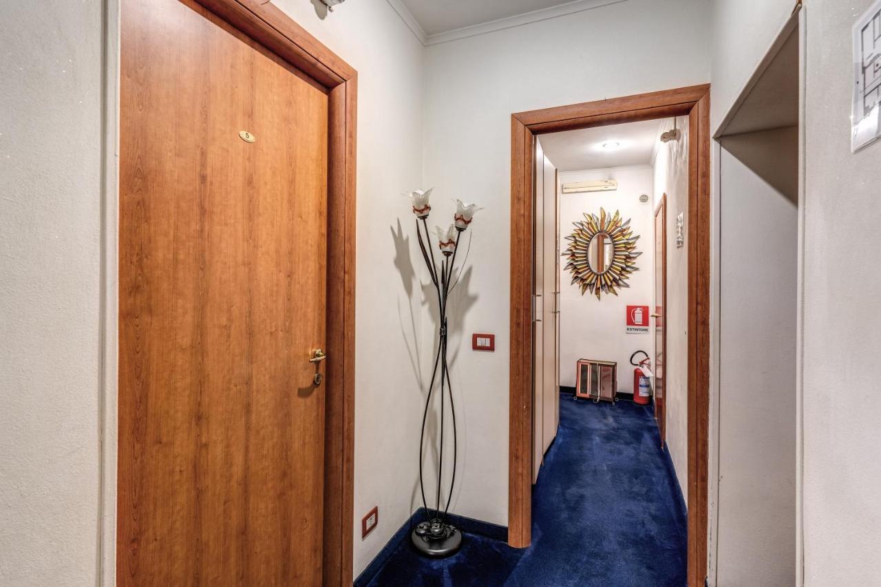 Guest House Masterintrastevere Rome Bagian luar foto